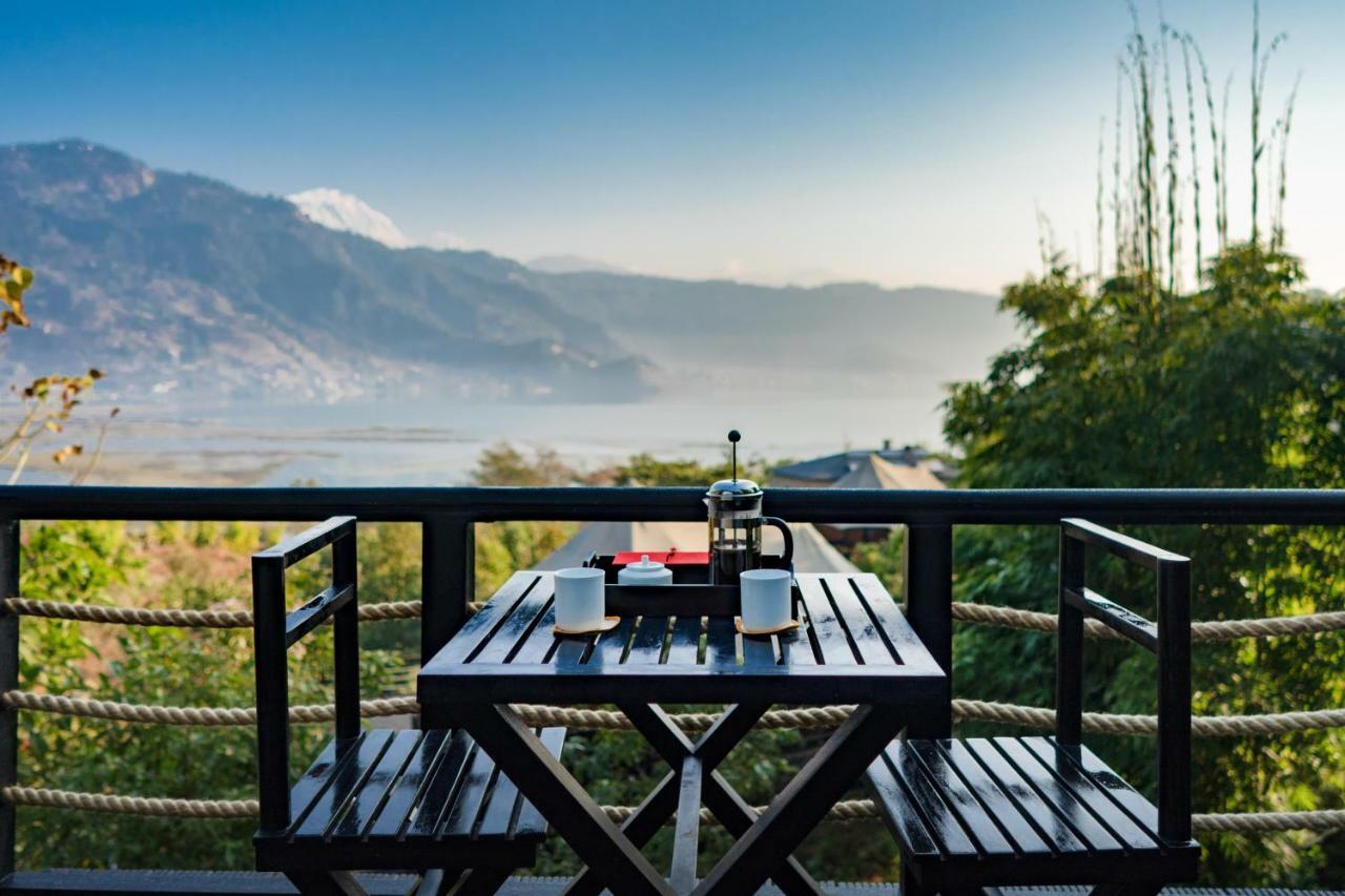 The Pavilions Himalayas Lake View بوكْرا المظهر الخارجي الصورة
