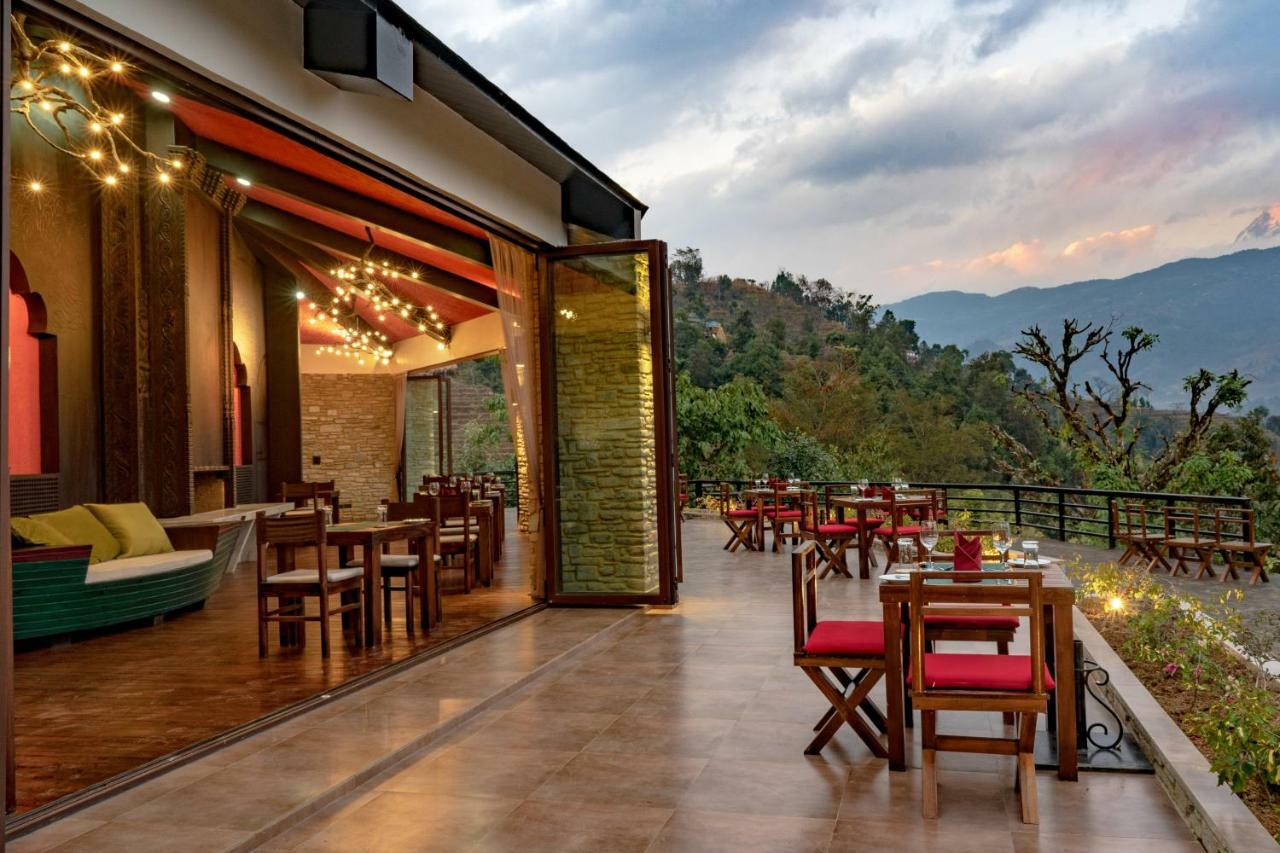 The Pavilions Himalayas Lake View بوكْرا المظهر الخارجي الصورة