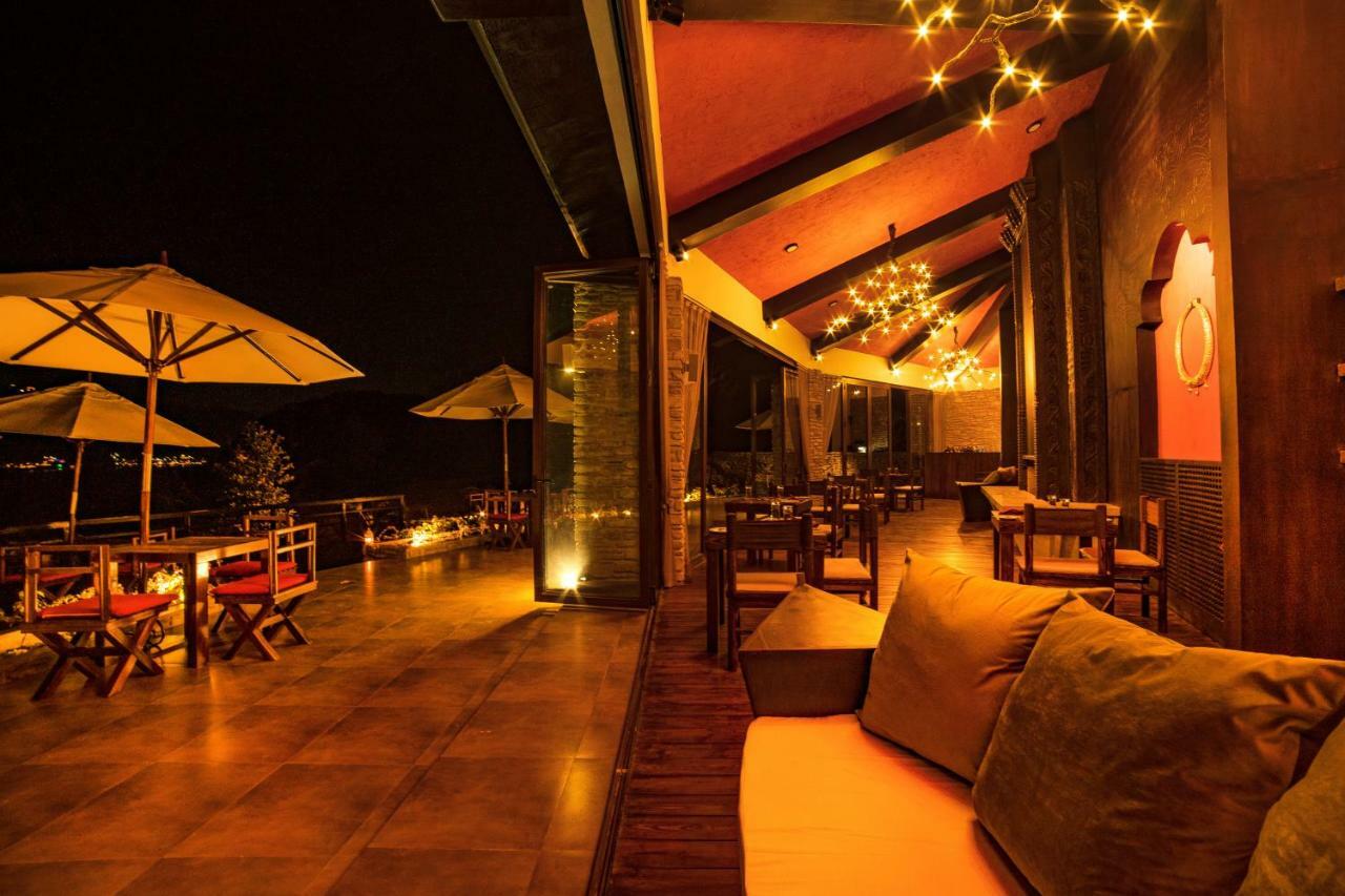 The Pavilions Himalayas Lake View بوكْرا المظهر الخارجي الصورة